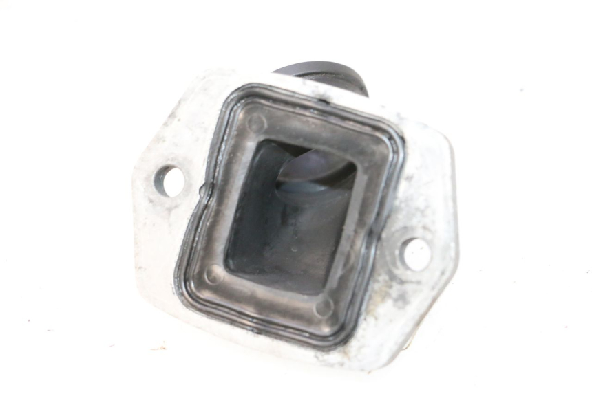 photo de INTAKE PIPE PIAGGIO TYPHOON 50 (2000 - 2009) - Component detail