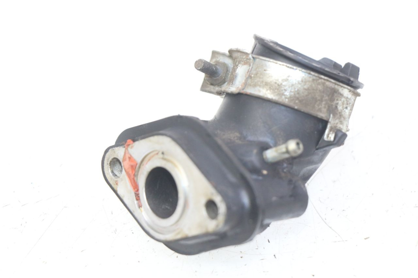 photo de INTAKE MANIFOLD PEUGEOT V-CLIC VCLIC 50 (2007 - 2013) - Zoom on usage condition