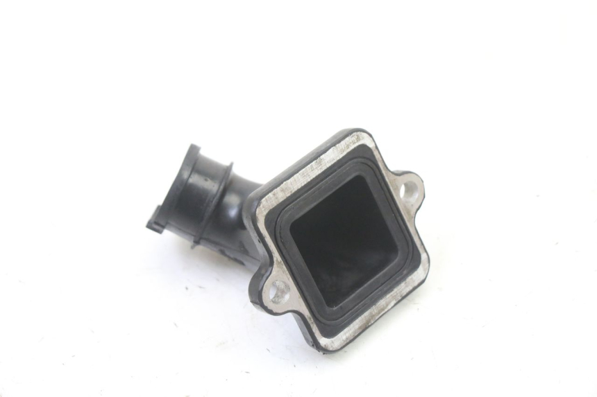 photo de INTAKE PIPE PEUGEOT VIVACITY NEW 2T 50 (2008 - 2017) - Zoom on usage condition