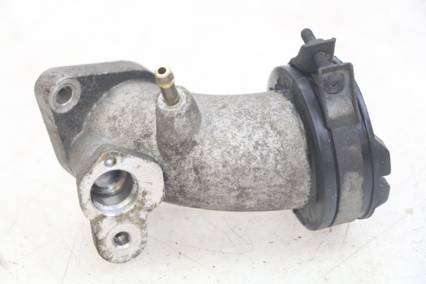 photo de INTAKE MANIFOLD YAMAHA X-MAX XMAX 250 (2006 - 2009) - Main view