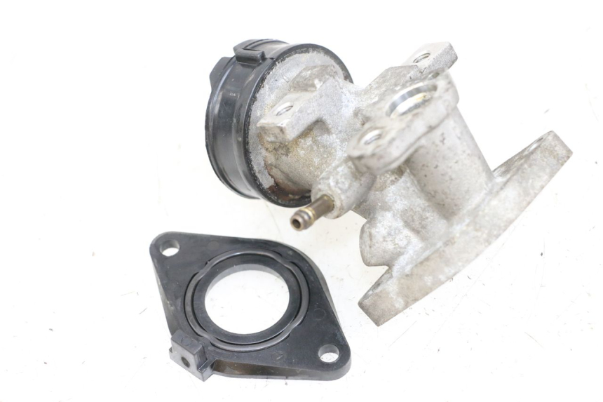 photo de INTAKE PIPE YAMAHA X-MAX XMAX 125 (2010 - 2013) - Component detail