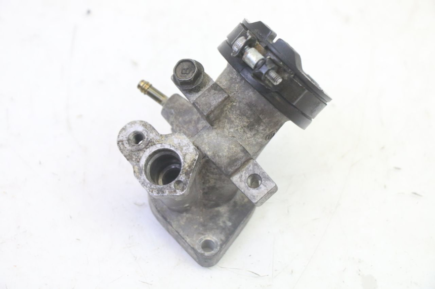 photo de INTAKE MANIFOLD YAMAHA XMAX X-MAX 125 (2006 - 2009) - Component detail