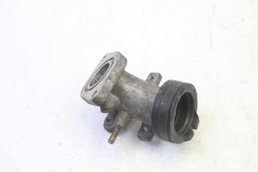 photo de INTAKE PIPE YAMAHA X-MAX XMAX 125 (2010 - 2013) - Technical close-up