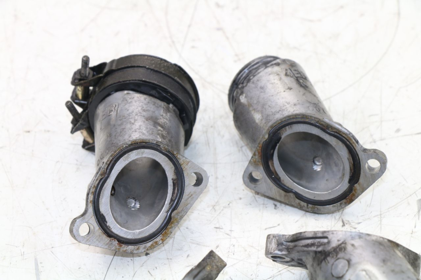 photo de INTAKE PIPE YAMAHA XJS DIVERSION 600 (1997 - 1999) - Product overview