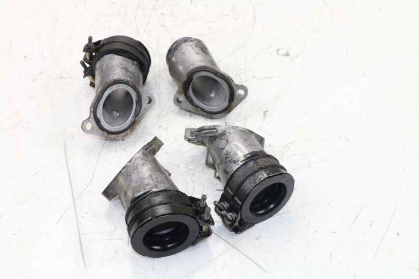 photo de INTAKE PIPE YAMAHA XJS DIVERSION 600 (1997 - 1999) - Fixing points details