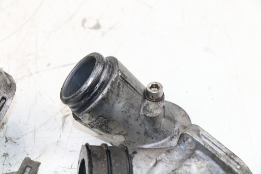 photo de INTAKE PIPE YAMAHA XJS DIVERSION 600 (1997 - 1999) - Markings and original references