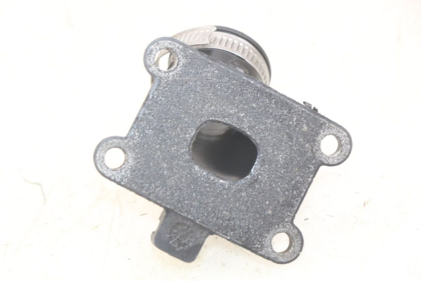 photo de INTAKE MANIFOLD PEUGEOT XP6 50 (2006 - 2011) - Component detail