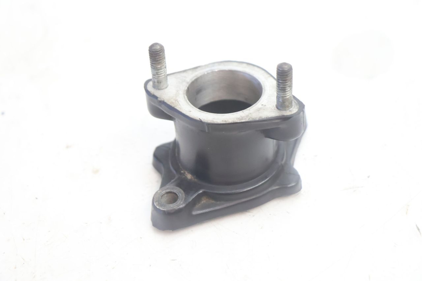 photo de INTAKE PIPE SMC XROAD 150 - Zoom on usage condition