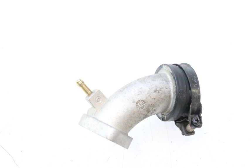 photo de INTAKE MANIFOLD YAMAHA YP MAJESTY 125 (1998 - 2001) - Main view