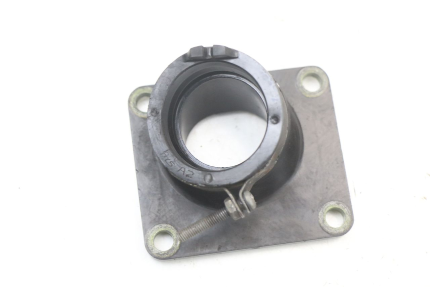 photo de INTAKE PIPE YAMAHA YZ 85 (2002 - 2018) - Zoom on usage condition