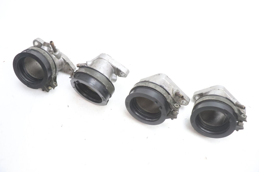 photo de INTAKE PIPE YAMAHA YZF R GENESIS 750 (1993 - 1998) - Zoom on usage condition