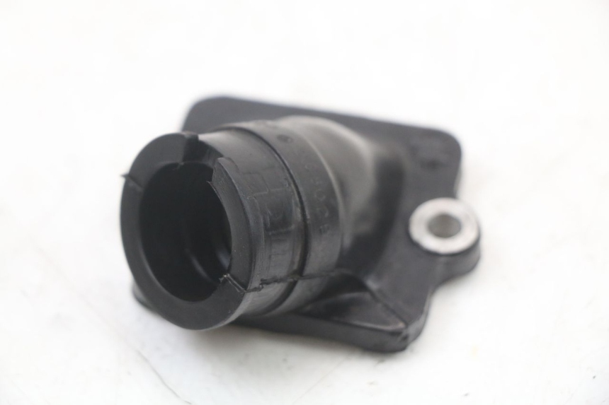 photo de INTAKE MANIFOLD PIAGGIO ZIP 2T 50 (2009 - 2019) - Zoom on usage condition