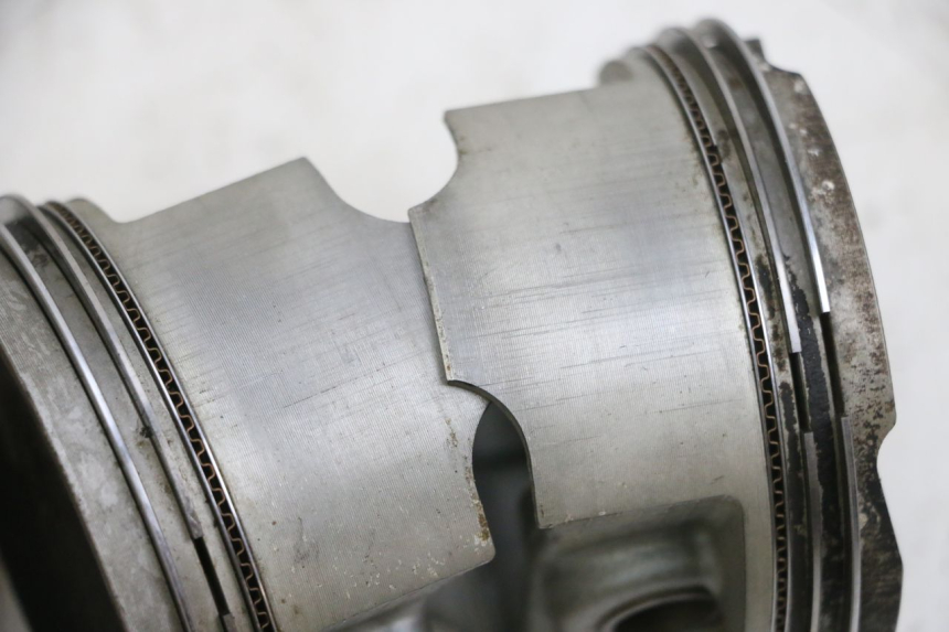 photo de PISTON SUZUKI BURGMAN EXECUTIVE ABS 650 (2006 - 2012) - Component detail