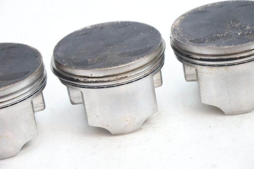 photo de PISTON SUZUKI GSF N BANDIT 1200 (2001 - 2005) - Distinctive features