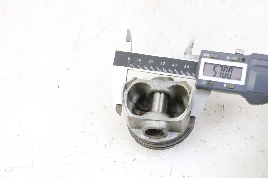 photo de PISTON SUZUKI BURGMAN 125 (2007 - 2014) - Component detail