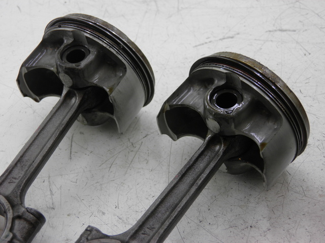 photo de PISTON YAMAHA FJR 1300 (2004 - 2005) - Markings and original references