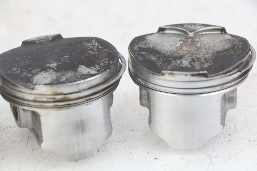 photo de PISTON KAWASAKI Z 750 (2007 - 2013) - High-resolution close-up