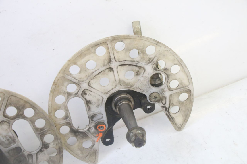 photo de STUB AXLE PINS YAMAHA YFM R RAPTOR 250 (2008 - 2014) - Zoom on usage condition
