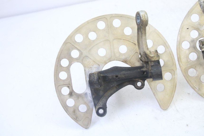 photo de STUB AXLE PINS YAMAHA YFM R RAPTOR 250 (2008 - 2014) - Surface and material condition