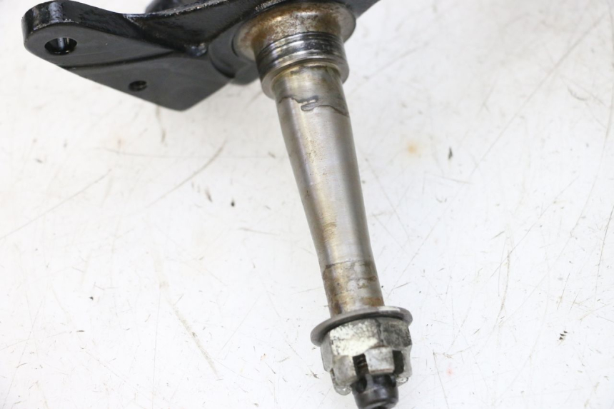 photo de STUB AXLE PINS YAMAHA YFM R RAPTOR 250 (2008 - 2014) - Technical close-up