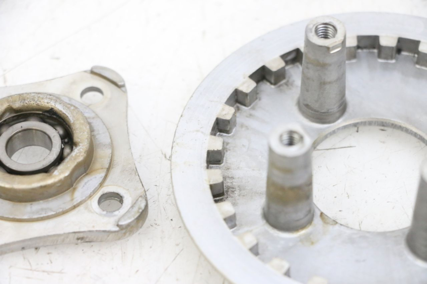 photo de CLUTCH PRESSURE PLATE KYMCO ZING 125 (1997 - 2003) - Technical close-up