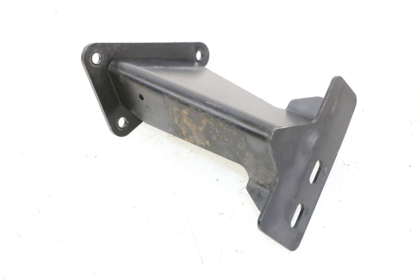 photo de REAR RIGHT FOOTREST MOUNT QUADRO 4 4D 350 (2015 - 2018) - Main view