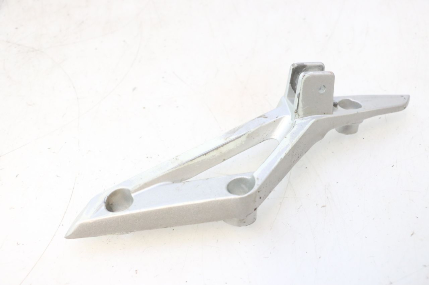 photo de REAR RIGHT FOOTREST MOUNT MASH BIBOP 2.0 50 (2021 - 2026) - Product overview
