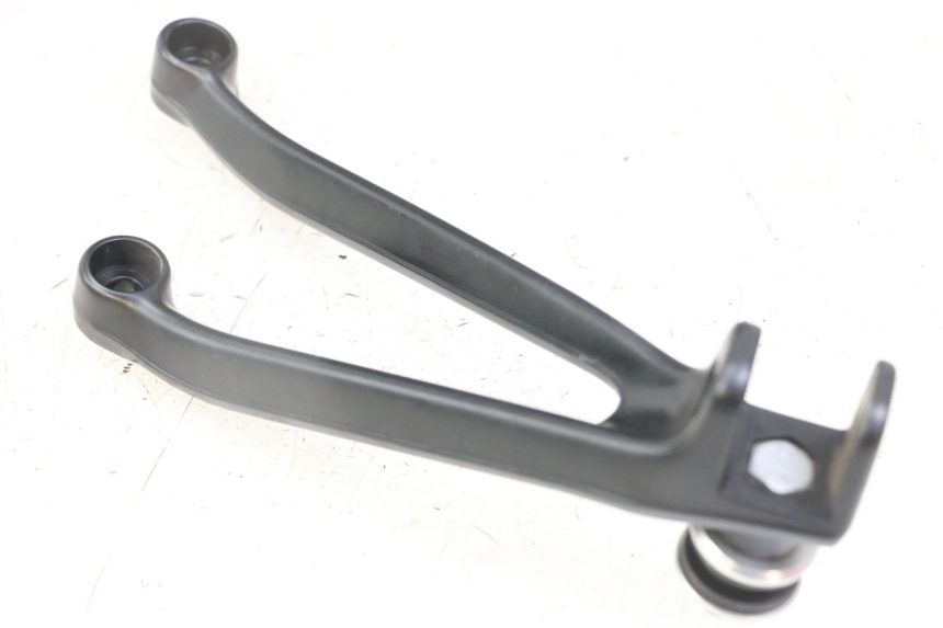 photo de REAR RIGHT FOOTREST MOUNT BMW S RR ABS S1000RR 1000 (2015 - 2018) - Technical close-up