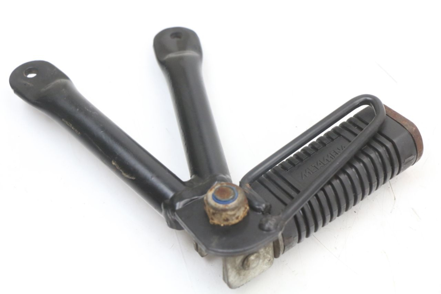 photo de REAR RIGHT FOOTREST MOUNT SHERCO CITY CORP 125 (2003 - 2007) - Zoom on usage condition