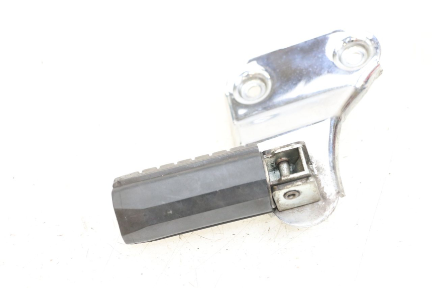 photo de REAR RIGHT FOOTREST MOUNT APRILIA CLASSIC 125 (1995 - 2001) - Zoom on usage condition