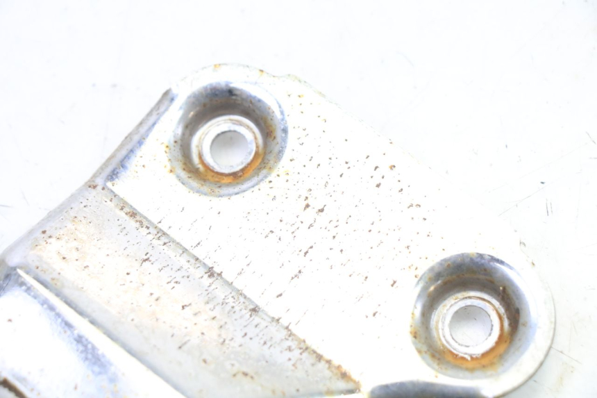 photo de REAR RIGHT FOOTREST MOUNT APRILIA CLASSIC 125 (1995 - 2001) - Component detail