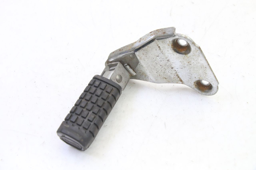 photo de REAR RIGHT FOOTREST MOUNT APRILIA CLASSIC 125 (1995 - 2001) - Zoom on usage condition