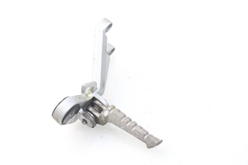 photo de REAR RIGHT FOOTREST MOUNT HYOSUNG COMET GTR 125 (2007 - 2014) - Product overview