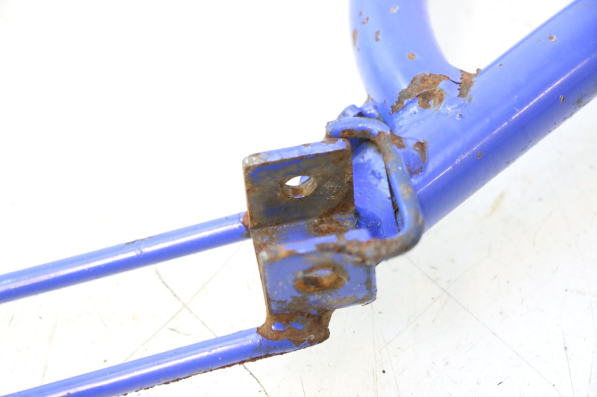 photo de REAR RIGHT FOOTREST MOUNT SUZUKI DR S 600 (1985 - 1989) - Technical close-up