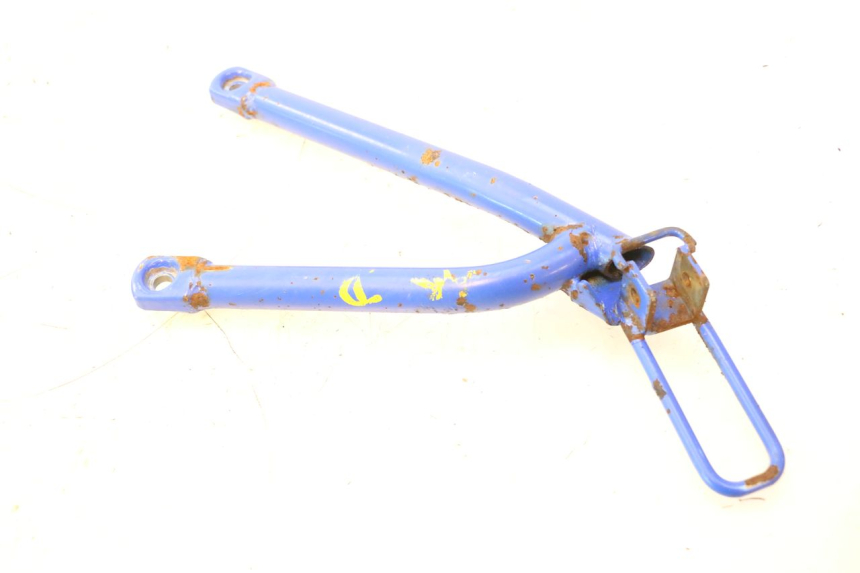 photo de REAR RIGHT FOOTREST MOUNT SUZUKI DR S 600 (1985 - 1989) - Fixing points details