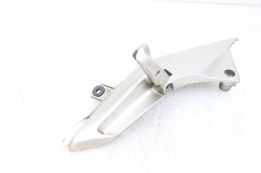 photo de REAR RIGHT FOOTREST MOUNT HONDA FJS SILVERWING SILVER WING 600 (2001 - 2010) - Component detail