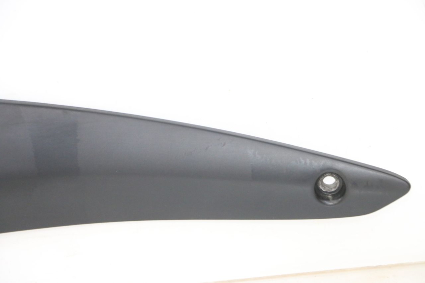 photo de REAR RIGHT FOOTREST MOUNT GILERA NEXUS 300 (2008 - 2013) - Surface and material condition