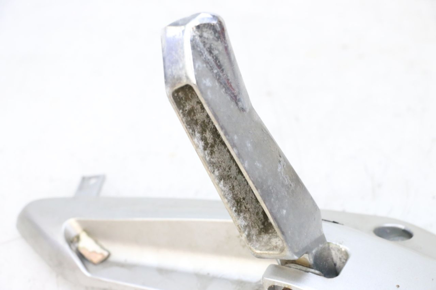 photo de REAR RIGHT FOOTREST MOUNT JM MOTORS GTS 125 (2015 - 2019) - Zoom on usage condition