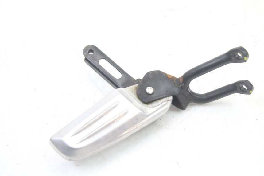 photo de REAR RIGHT FOOTREST MOUNT HONDA PCX (JF57/JF64) 125 (2014 - 2018) - Technical close-up