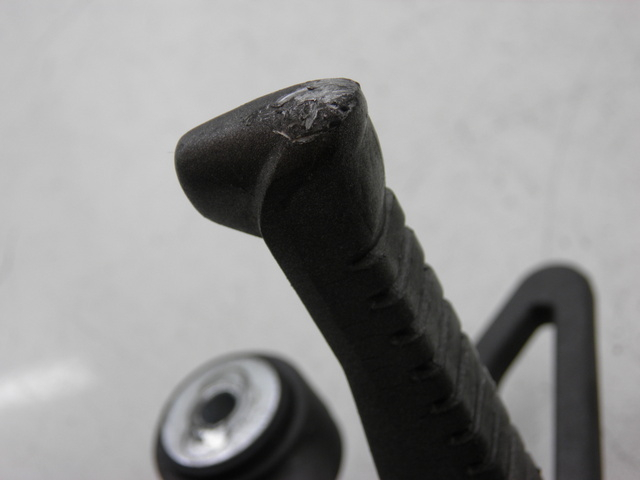 photo de REAR RIGHT FOOTREST MOUNT KYMCO QUANNON NAKED 125 (2010) - Component detail