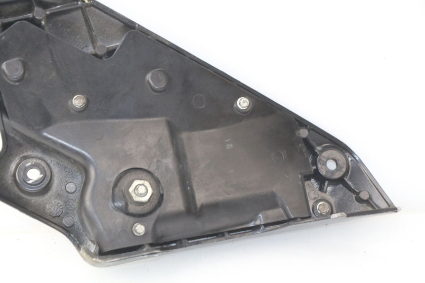 photo de RIGHT REAR FOOTREST MOUNTING PLATE GILERA NEXUS 125 (2009 - 2013) - Product overview