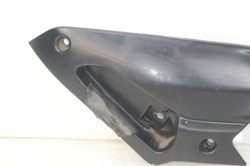 photo de RIGHT REAR FOOTREST MOUNTING PLATE GILERA NEXUS 125 (2007 - 2009) - Product overview