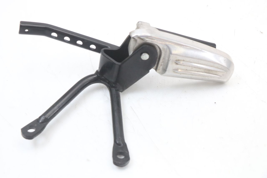 photo de REAR RIGHT FOOTREST MOUNT HONDA PCX (JF28) 125 (2009 - 2011) - Technical close-up