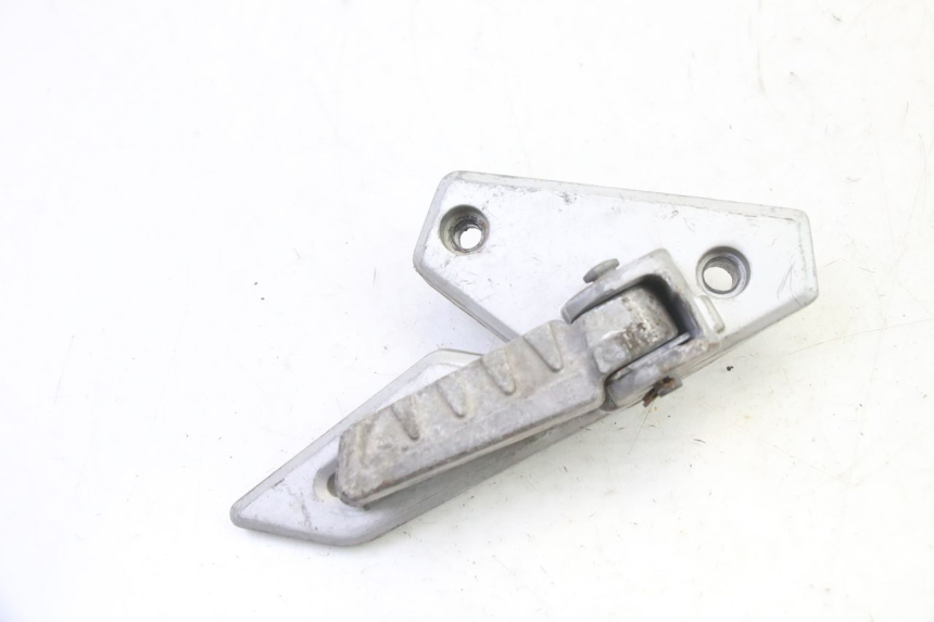 photo de RIGHT REAR FOOTREST MOUNTING PLATE PEUGEOT SPEEDFIGHT 3 AIR 50 (2009 - 2015) - Component detail