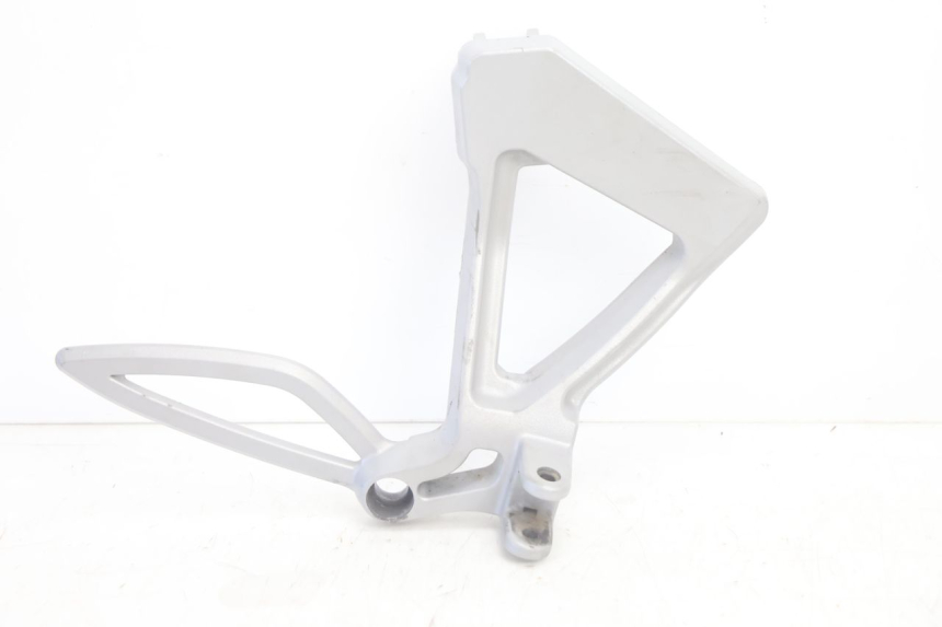photo de REAR RIGHT FOOTREST MOUNT CAN-AM SPYDER RS 1000 (2008 - 2012) - Main view