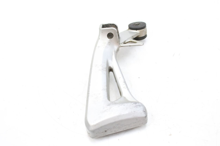 photo de RIGHT REAR FOOTREST MOUNTING PLATE SUZUKI SV S 650 (1999 - 2002) - Component detail