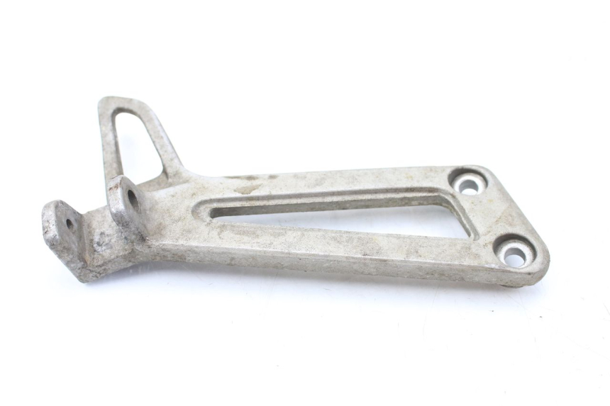 photo de RIGHT REAR FOOTREST MOUNTING PLATE YAMAHA TDR DELTABOX 125 (1997 - 2003) - Main view