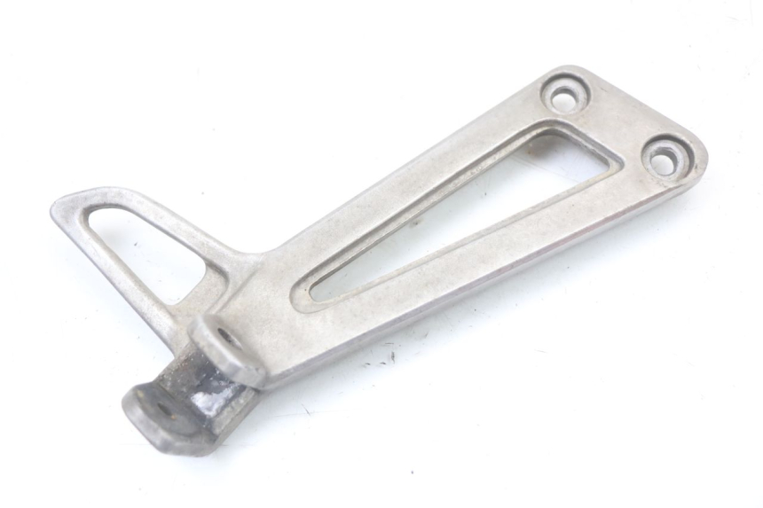 photo de RIGHT REAR FOOTREST MOUNTING PLATE YAMAHA TDR DELTABOX 125 (1997 - 2003) - Main view