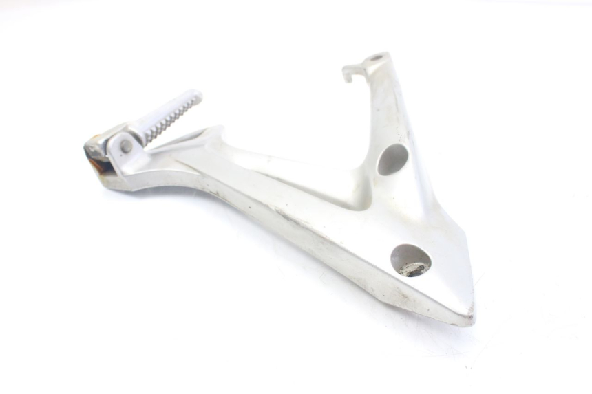 photo de RIGHT REAR FOOTREST MOUNTING PLATE HONDA VFR VTEC RC46 800 (2002 - 2013) - Fixing points details