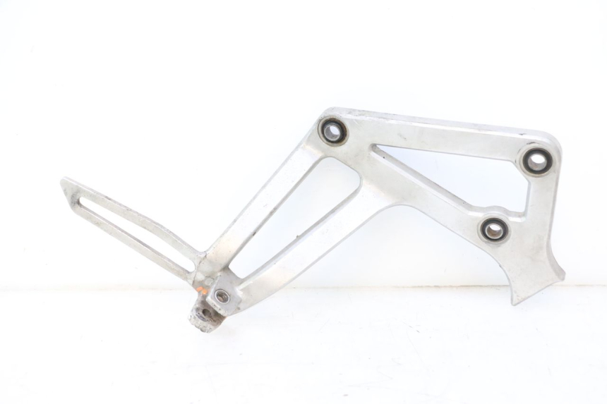 photo de REAR RIGHT FOOTREST MOUNT HONDA XRV AFRICA TWIN 750 (1990 - 1992) - Main view